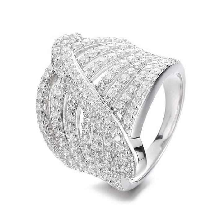 Hiphop Ring VVS1 D  Moissanite